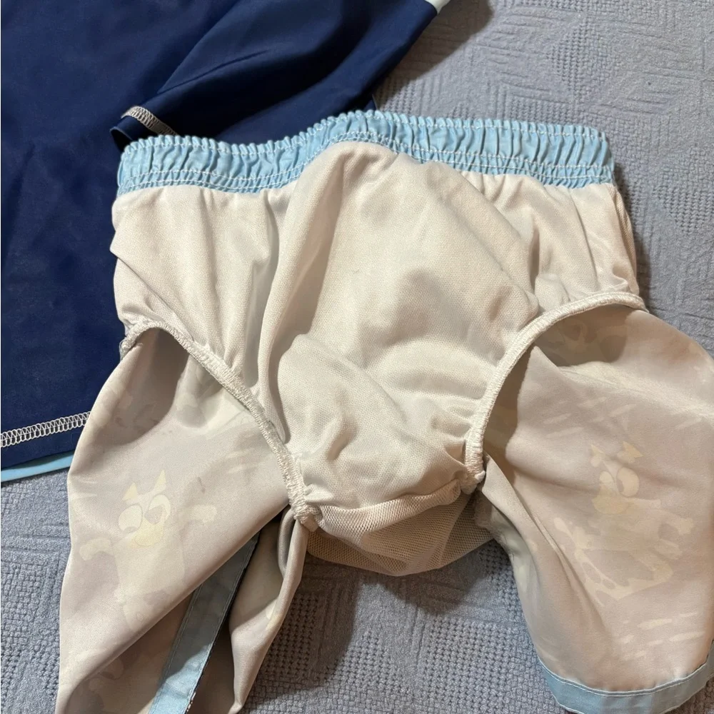 Bluey‎ long sleeve 5T swim set